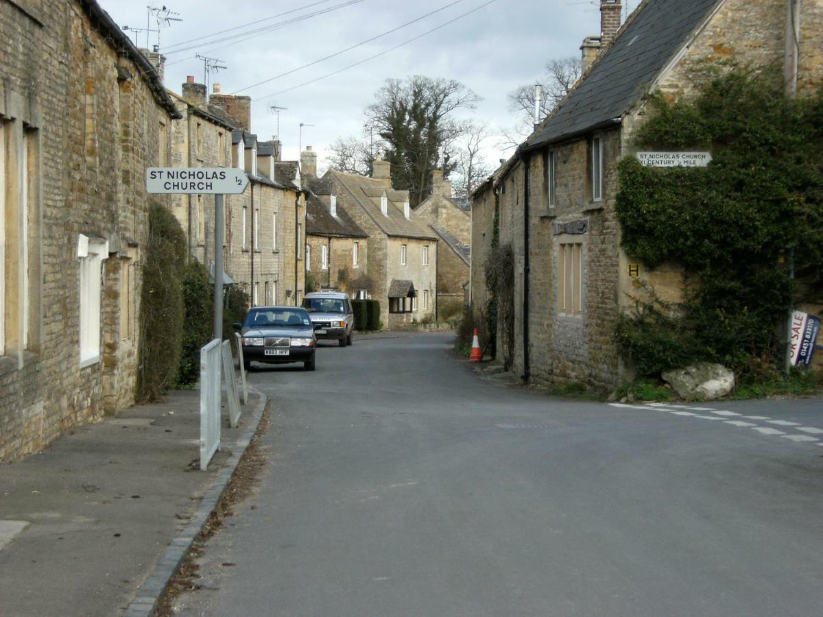 Odd Cottage Oddington  Exterior photo