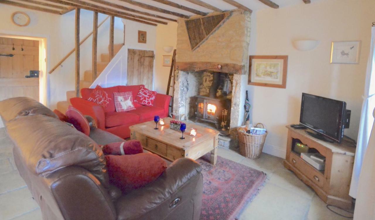 Odd Cottage Oddington  Exterior photo